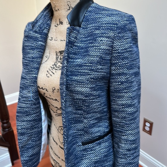 tweed blazer with faux leather collar - Picture 5 of 6